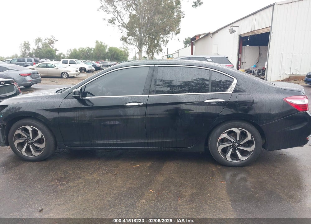 2016 HONDA ACCORD VIN: 1HGCR3F02GA018193