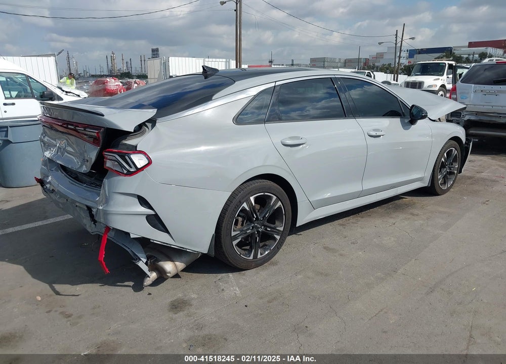2022 KIA K5 VIN: 5XXG64J26NG104115