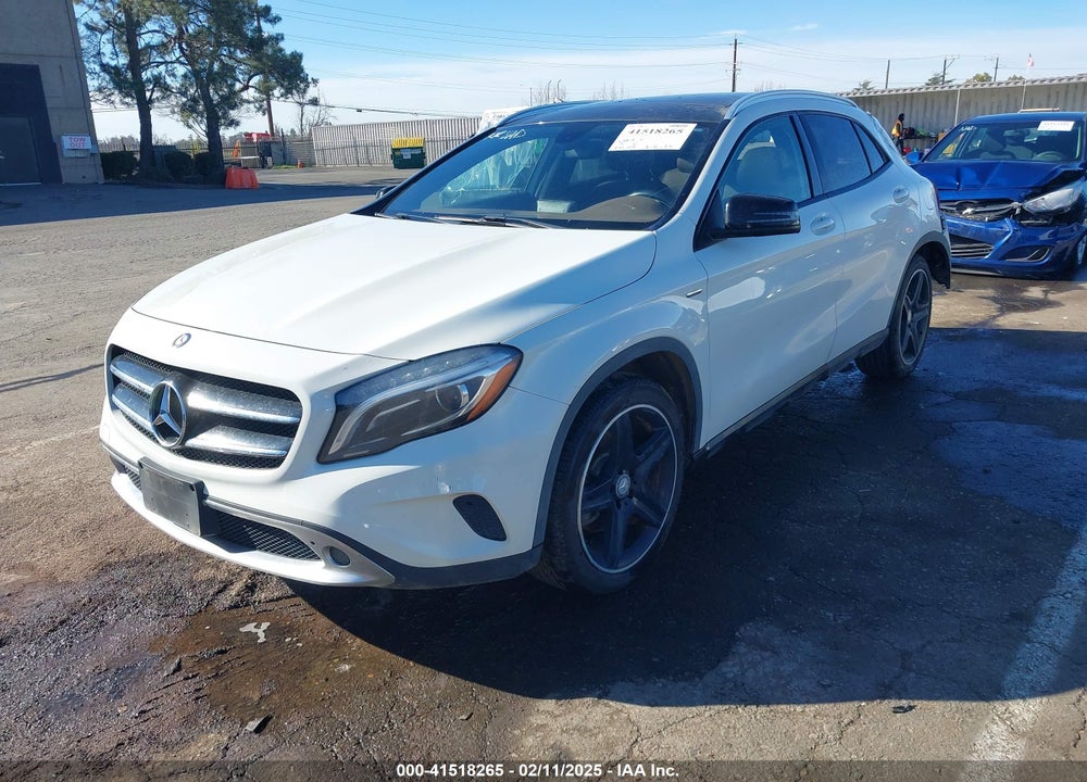2015 MERCEDES-BENZ GLA 250 VIN: WDCTG4GB6FJ037574