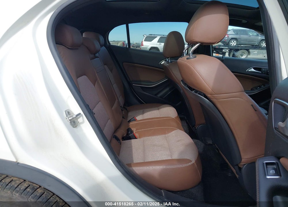 2015 MERCEDES-BENZ GLA 250 VIN: WDCTG4GB6FJ037574