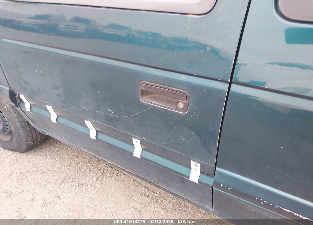 1994 PLYMOUTH VOYAGER VIN: 2P4GH2531RR744369
