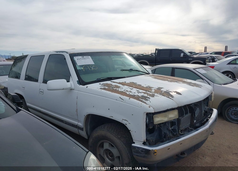 1997 CHEVROLET TAHOE LS VIN: 1GNEK13RXVJ389741