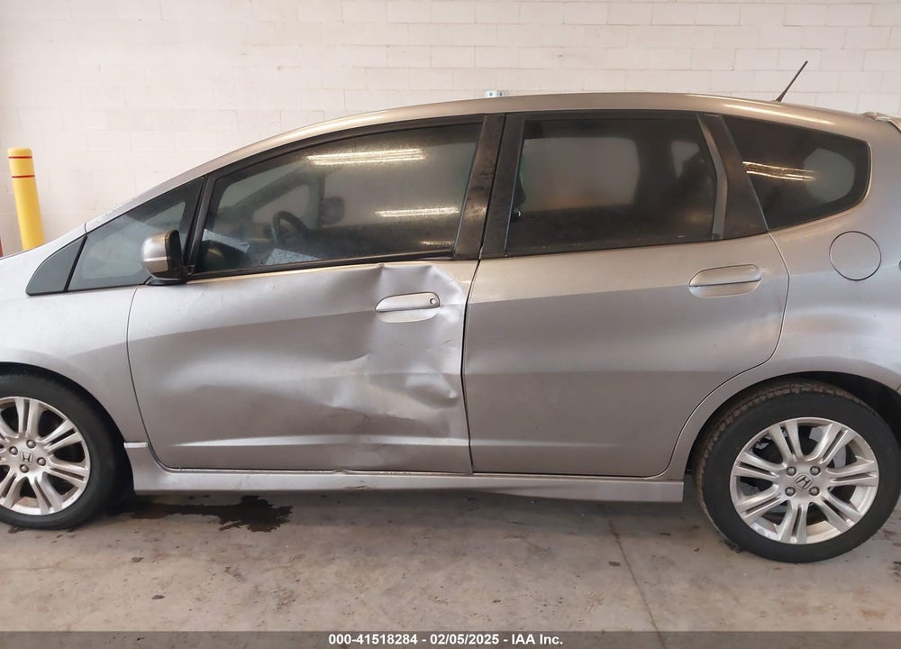 2010 HONDA FIT SPORT VIN: JHMGE8H47AC007273