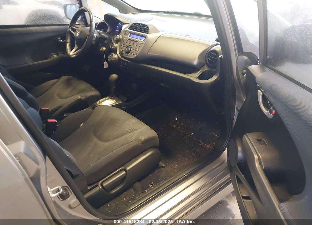 2010 HONDA FIT SPORT VIN: JHMGE8H47AC007273