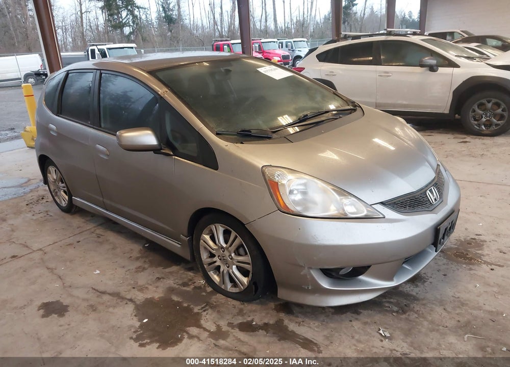 2010 HONDA FIT SPORT VIN: JHMGE8H47AC007273