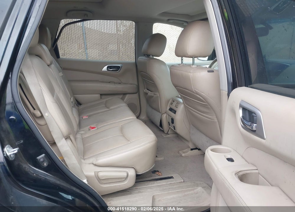 2013 NISSAN PATHFINDER SL VIN: 5N1AR2MN9DC636167