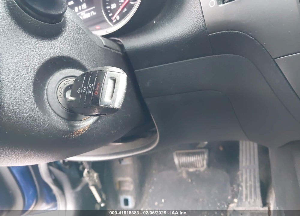 2017 KIA FORTE VIN: 3KPFK4A79HE121667