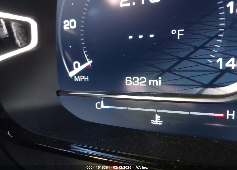 2024 GMC YUKON XL 4WD DENALI ULTIMATE VIN: 1GKS2KKL1RR379139