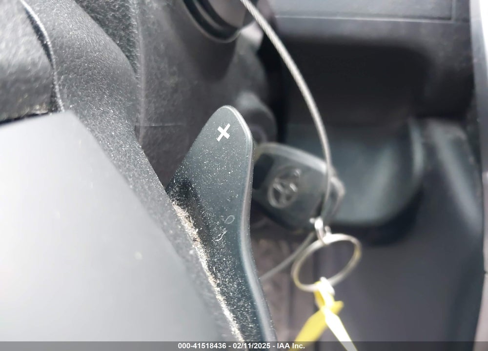 2016 TOYOTA CAMRY VIN: 4T1BF1FK1GU240257