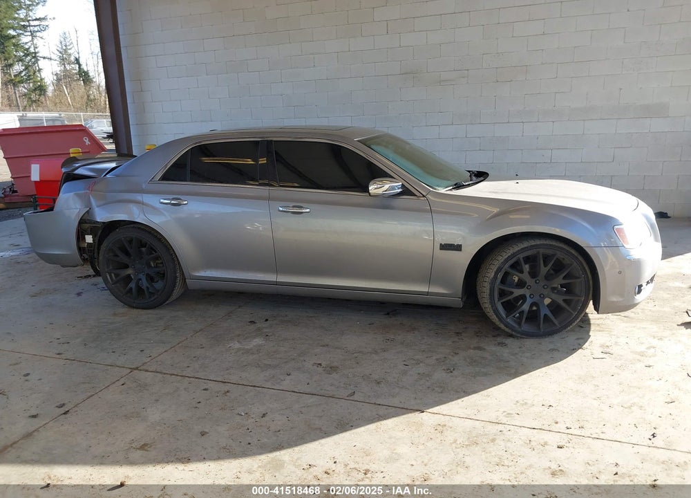 2011 CHRYSLER 300C VIN: 2C3CA6CT5BH531393