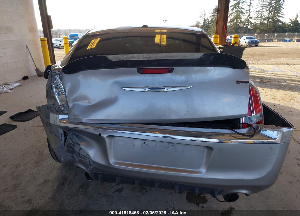 2011 CHRYSLER 300C VIN: 2C3CA6CT5BH531393