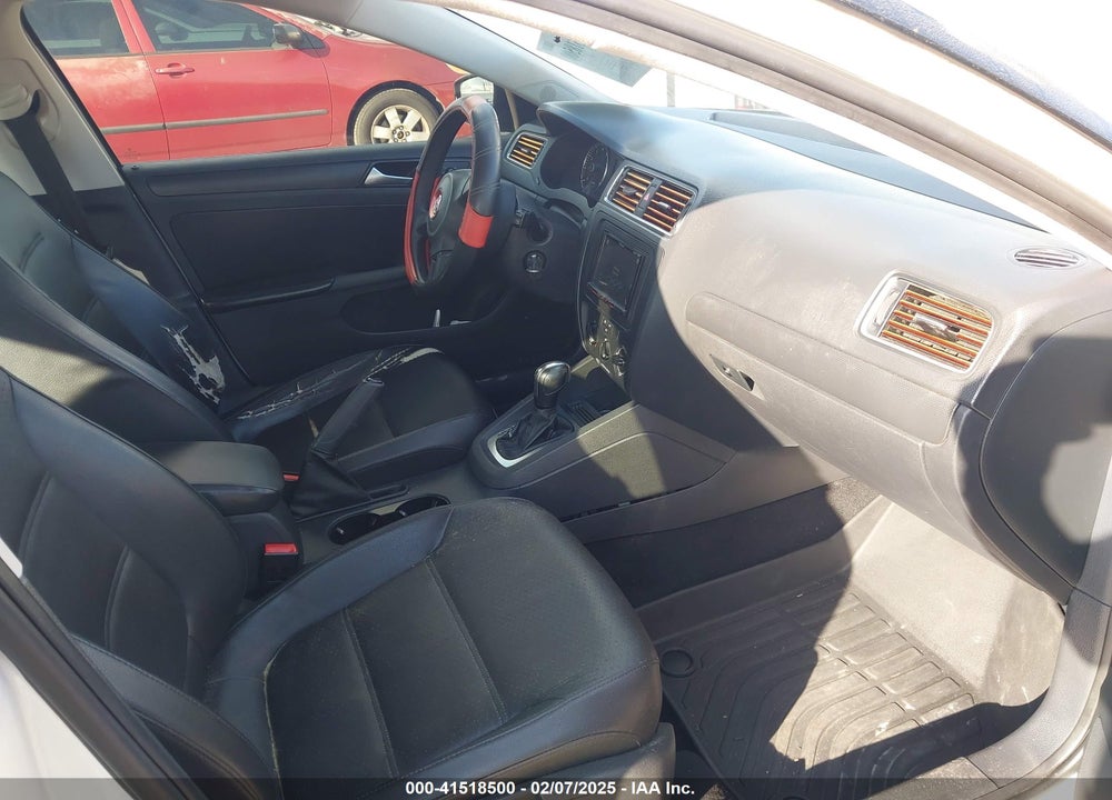 2014 VOLKSWAGEN JETTA VIN: 3VWD07AJ5EM238638