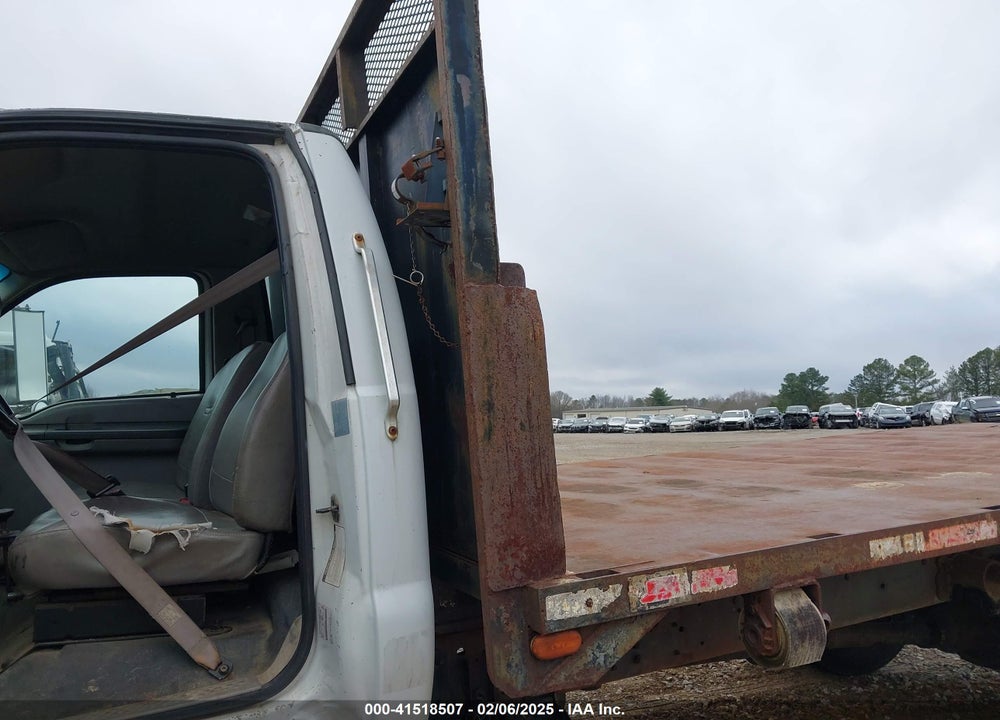 2000 FORD F-650 XL/XLT VIN: 3FDNF6566YMA79568