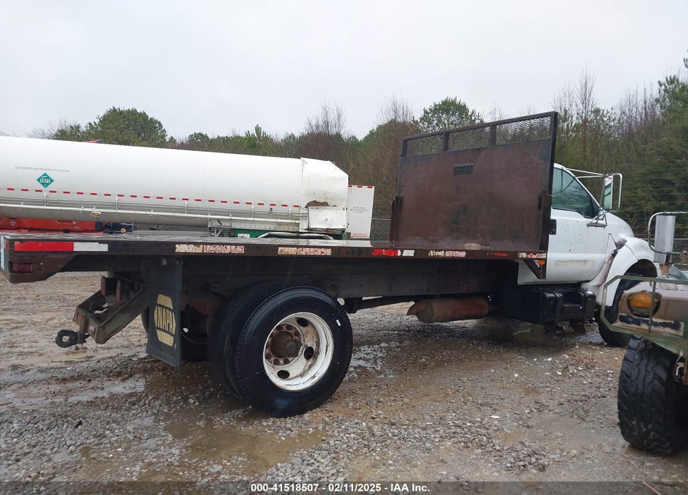 2000 FORD F-650 XL/XLT VIN: 3FDNF6566YMA79568