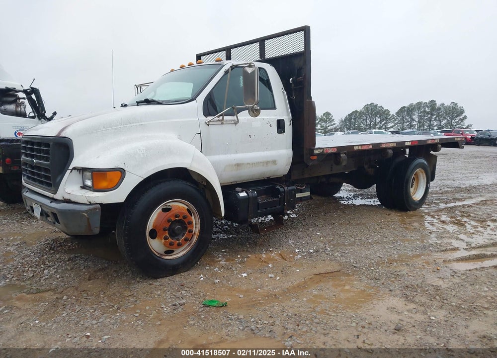 2000 FORD F-650 XL/XLT VIN: 3FDNF6566YMA79568