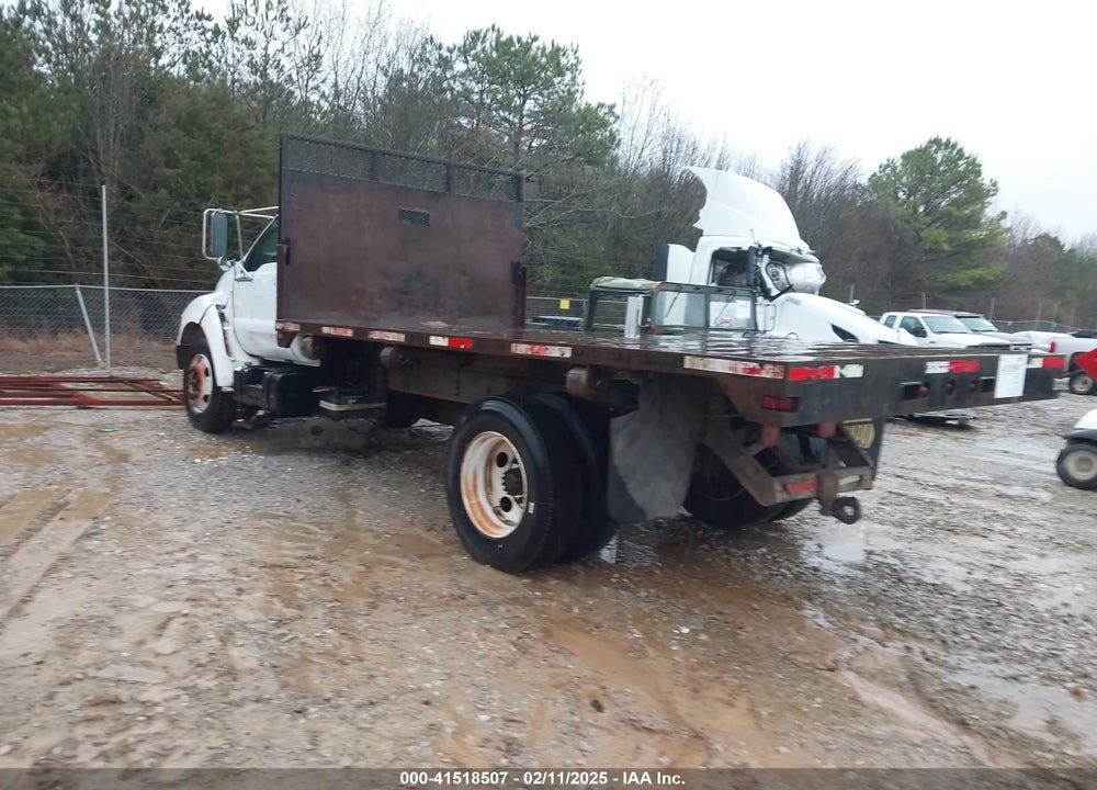 2000 FORD F-650 XL/XLT VIN: 3FDNF6566YMA79568