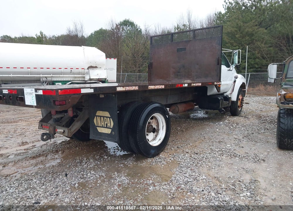 2000 FORD F-650 XL/XLT VIN: 3FDNF6566YMA79568