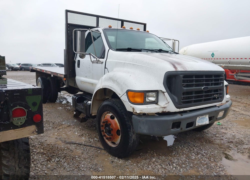 2000 FORD F-650 XL/XLT VIN: 3FDNF6566YMA79568