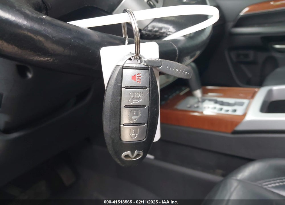 2008 INFINITI QX56 VIN: 5N3AA08C08N909860