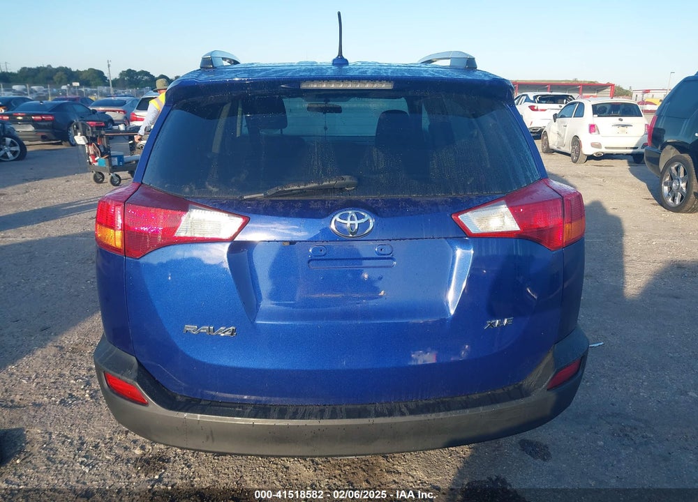 2015 TOYOTA RAV4 XLE VIN: 2T3WFREVXFW214984