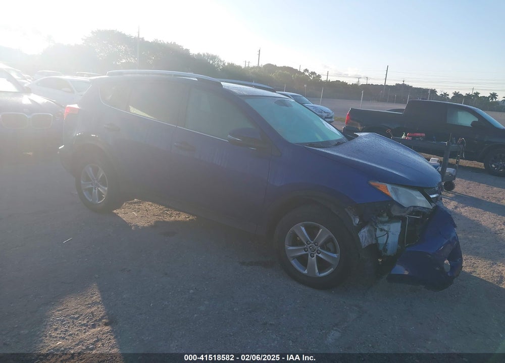 2015 TOYOTA RAV4 XLE VIN: 2T3WFREVXFW214984