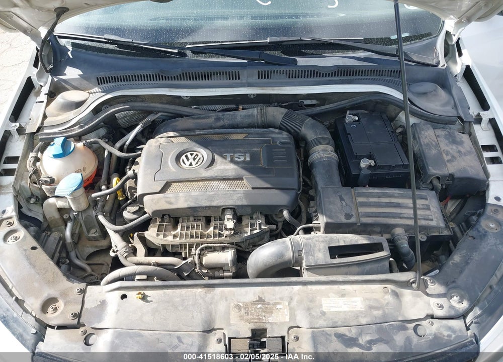 2014 VOLKSWAGEN JETTA 1.8T SE VIN: 3VWD17AJ3EM417533