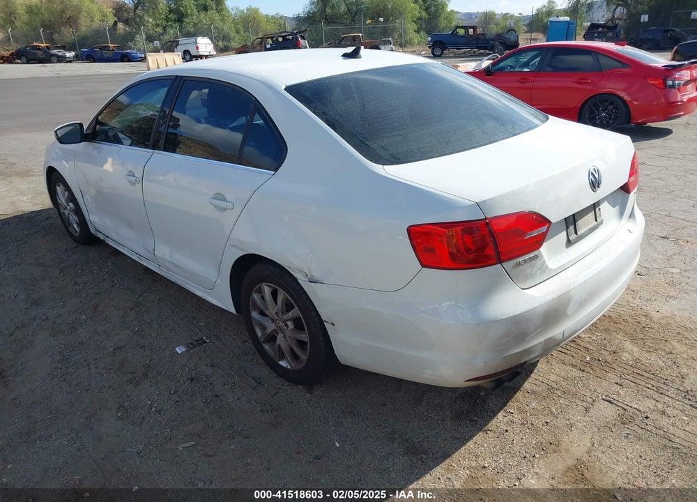 2014 VOLKSWAGEN JETTA 1.8T SE VIN: 3VWD17AJ3EM417533