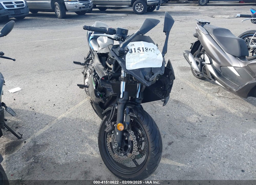 2020 KAWASAKI EX650 M VIN: ML5EXEM14LDA07867
