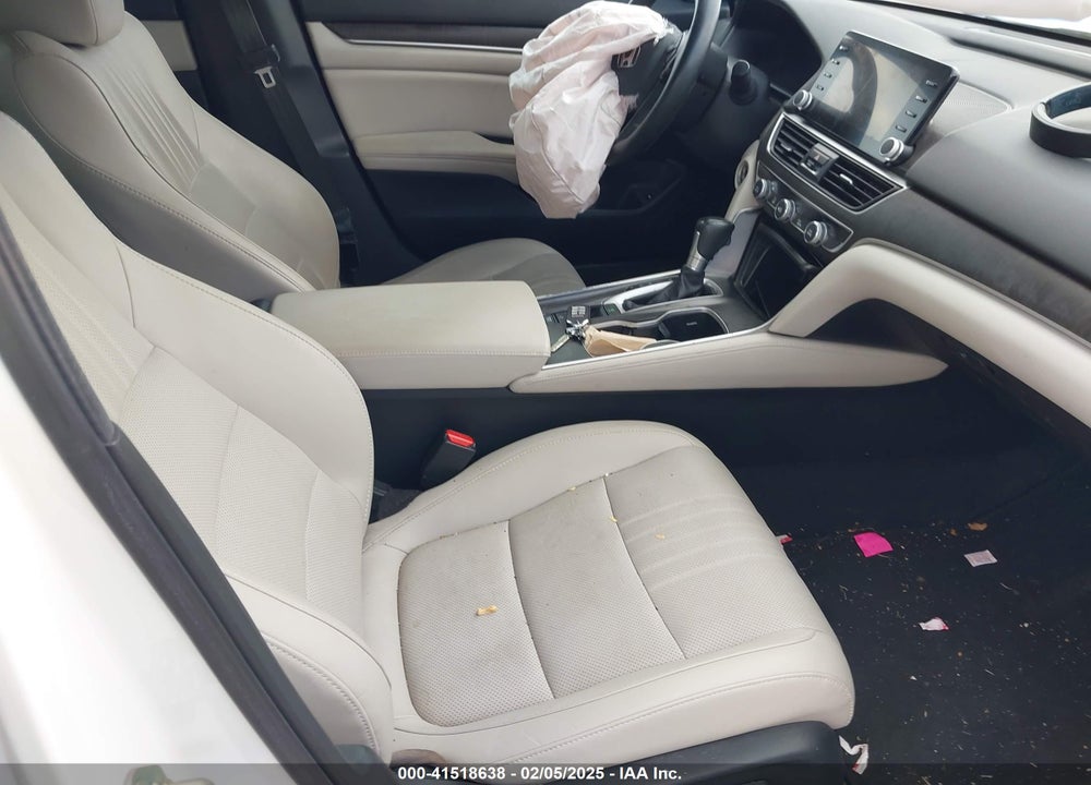 2019 HONDA ACCORD VIN: 1HGCV1F5XKA132222