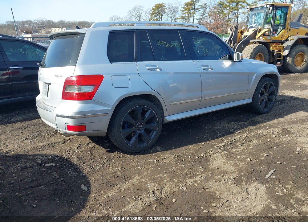 2010 MERCEDES-BENZ GLK 350 4MATIC VIN: WDCGG8HB2AF436520