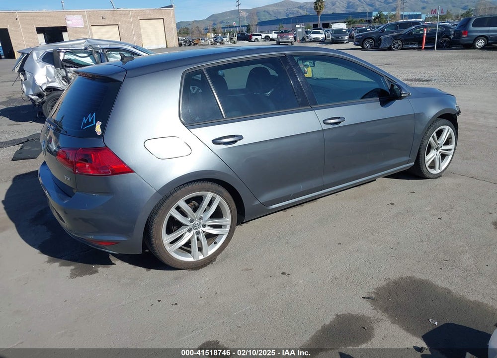 2015 VOLKSWAGEN GOLF VIN: 3VW2A7AU9FM025241