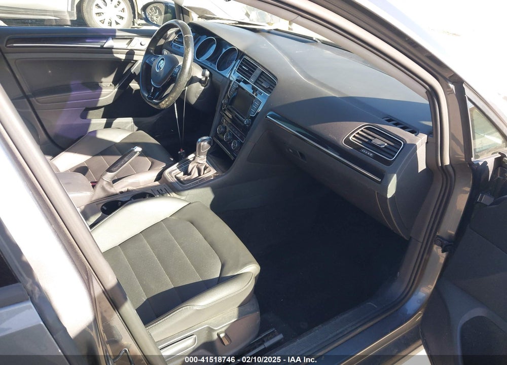 2015 VOLKSWAGEN GOLF VIN: 3VW2A7AU9FM025241