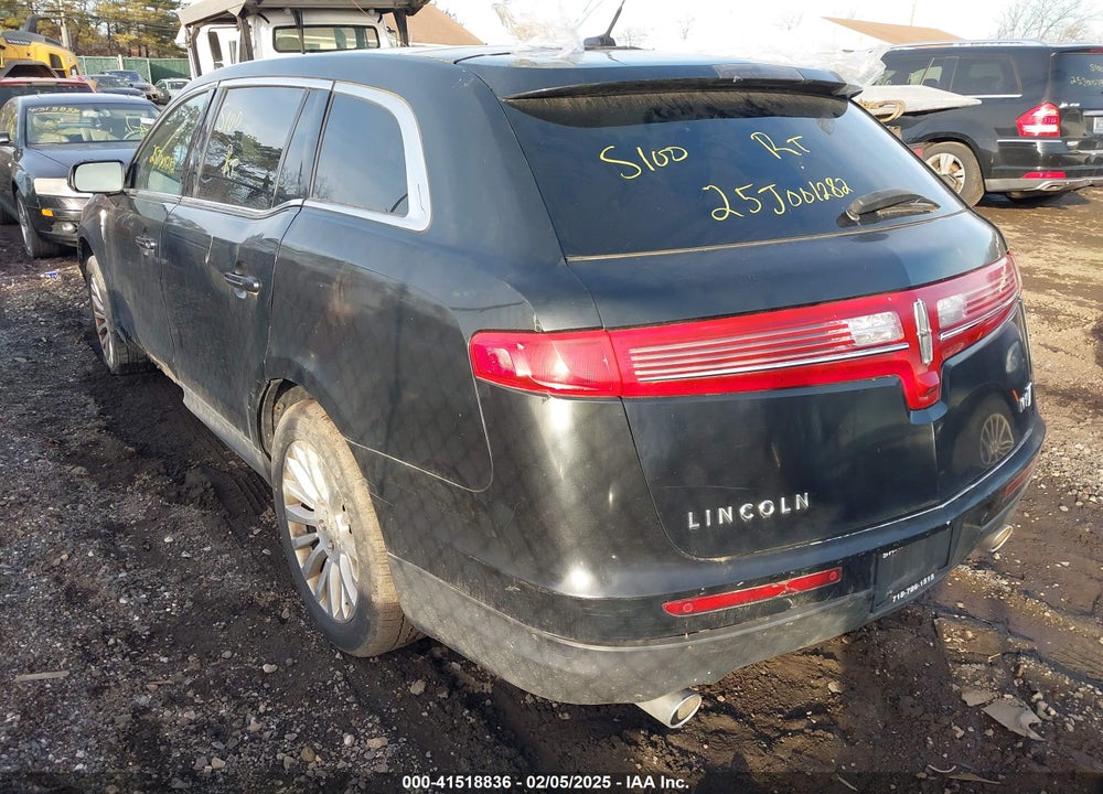 2012 LINCOLN MKT VIN: 2LMHJ5FRXCBL54579