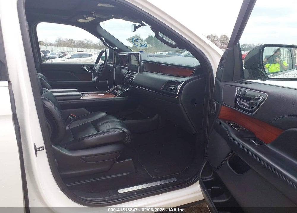 2021 LINCOLN NAVIGATOR RESERVE L VIN: 5LMJJ3KTXMEL02987