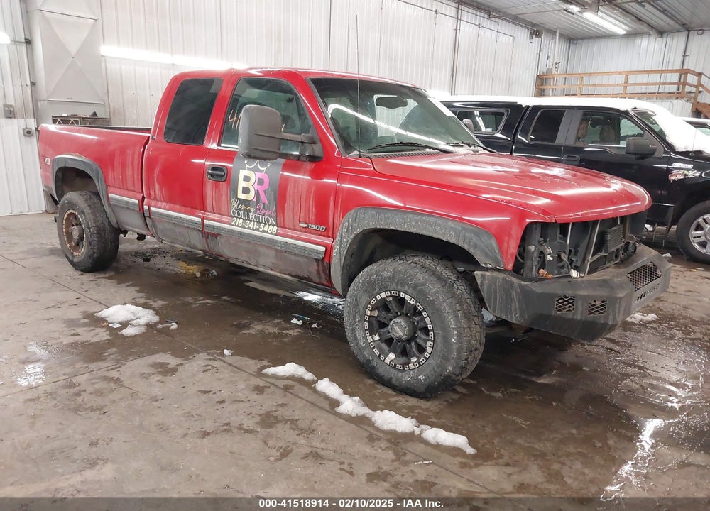 2002 CHEVROLET SILVERADO 1500 LS VIN: 2GCEK19T221128475