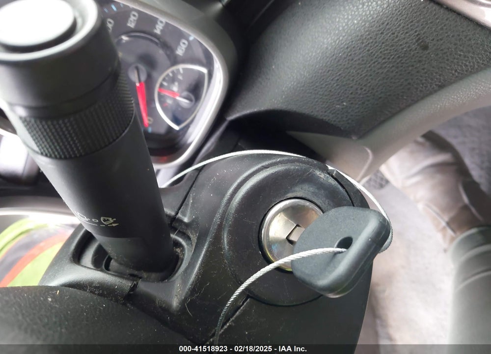 2013 CHEVROLET MALIBU VIN: 1G11D5RR8DF106358