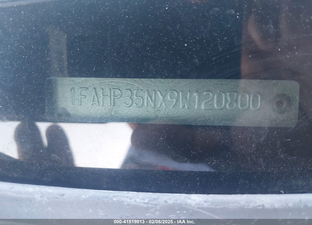 2009 FORD FOCUS SE VIN: 1FAHP35NX9W120800