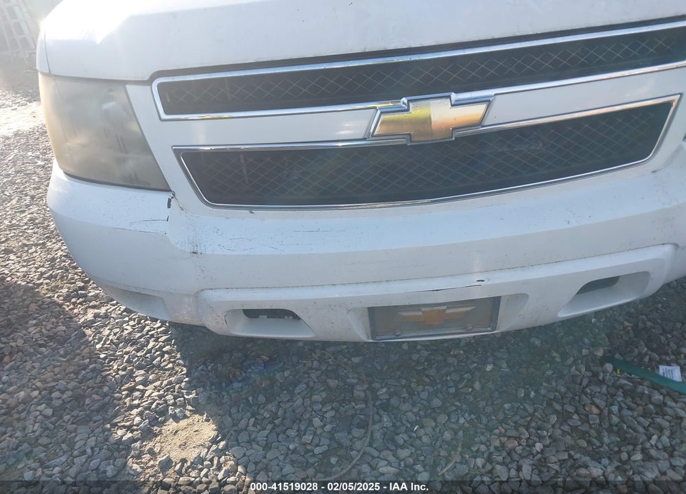 2011 CHEVROLET TAHOE LS VIN: 1GNSCAE00BR356467