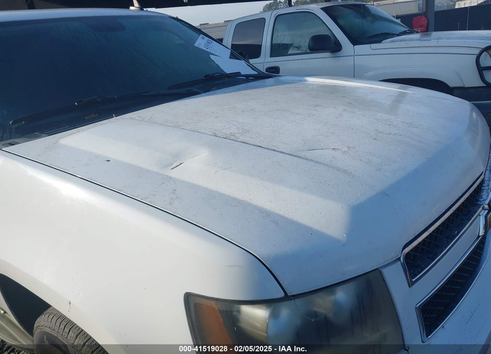 2011 CHEVROLET TAHOE LS VIN: 1GNSCAE00BR356467
