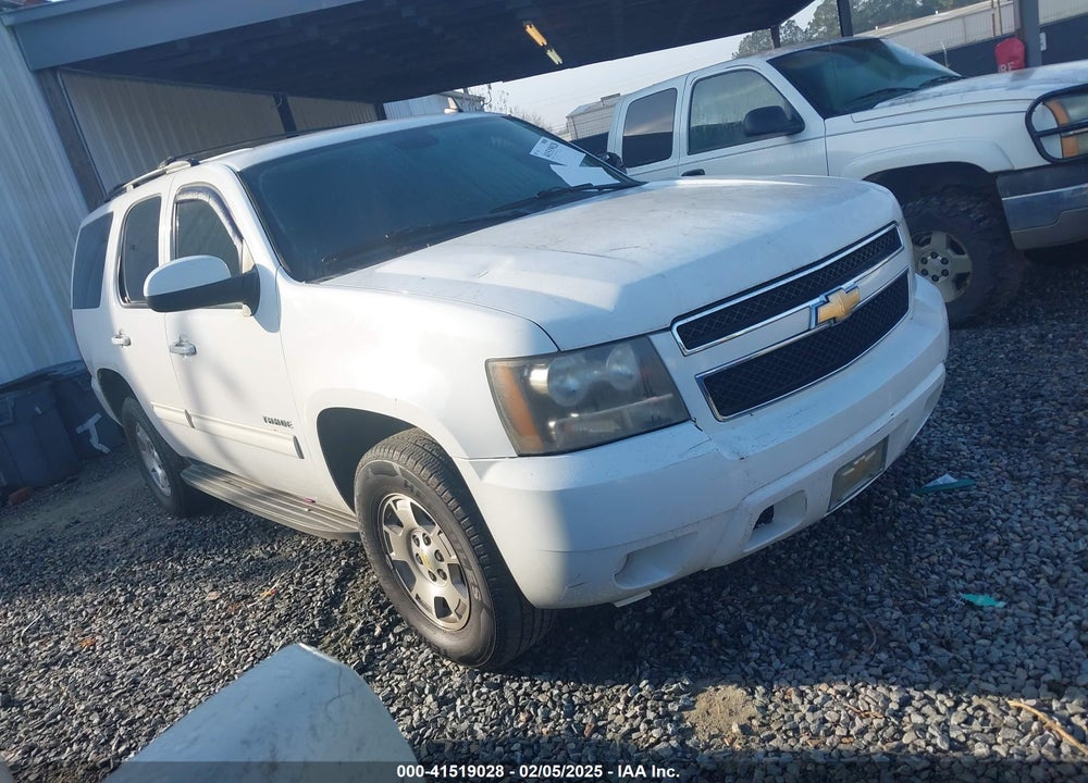 2011 CHEVROLET TAHOE LS VIN: 1GNSCAE00BR356467