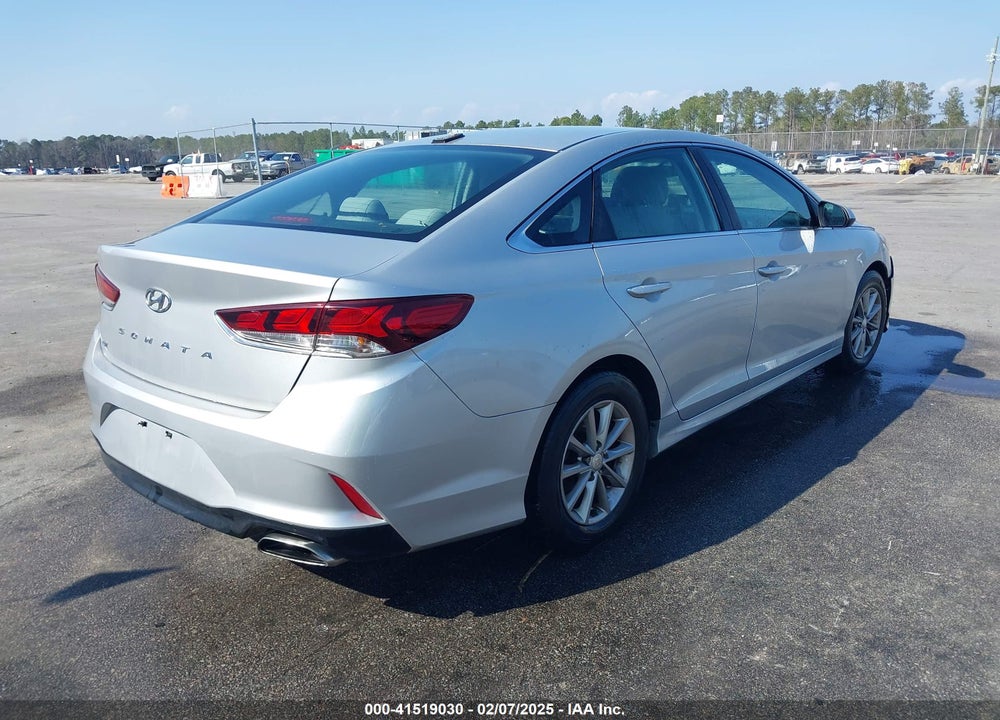 2018 HYUNDAI SONATA VIN: 5NPE24AFXJH621471
