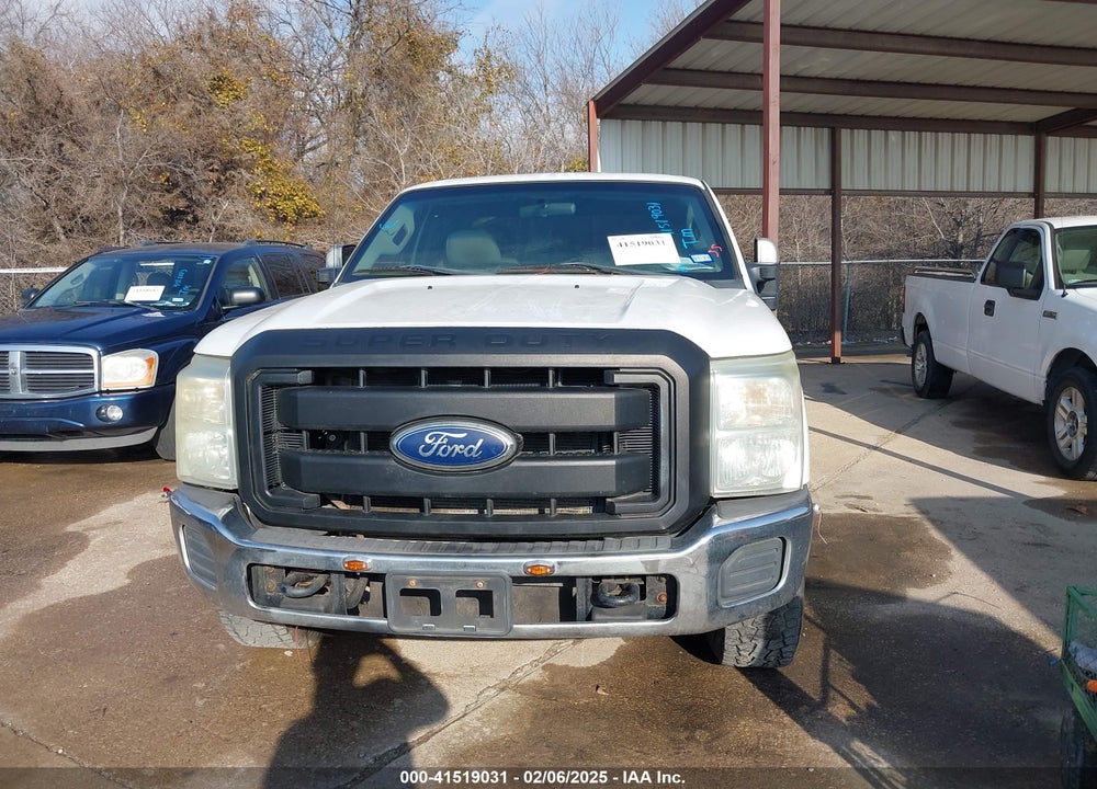 2011 FORD F-250 XL VIN: 1FT7X2B60BEB58870