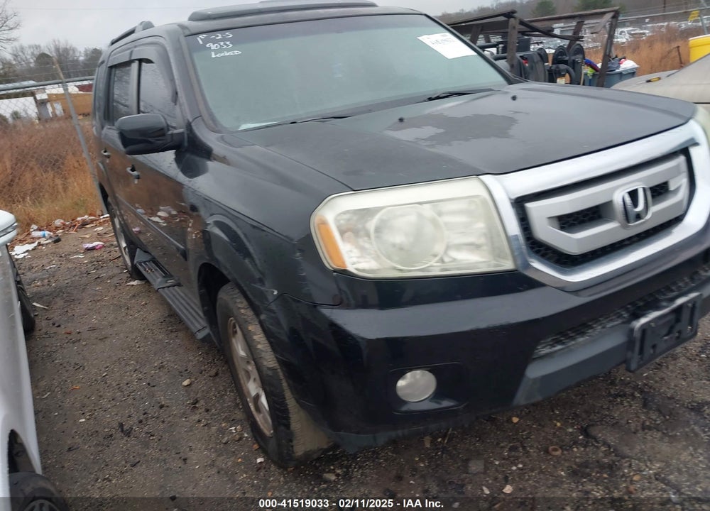 2011 HONDA PILOT VIN: 5FNYF3H56BB048559