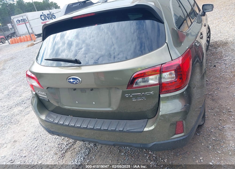 2015 SUBARU OUTBACK 3.6R LIMITED VIN: 4S4BSELC8F3218339