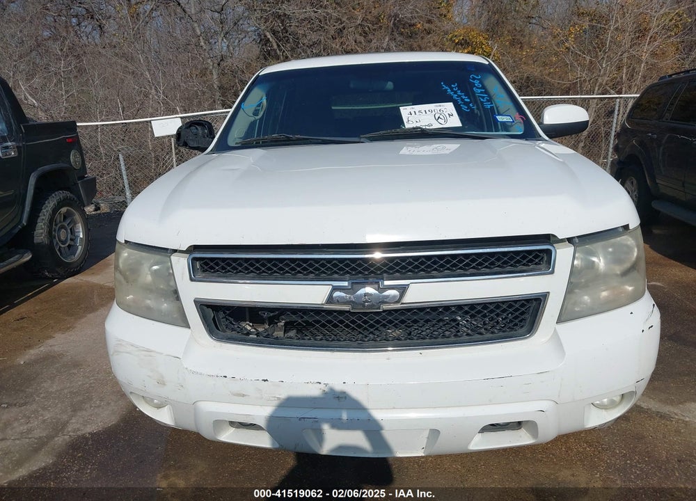 2009 CHEVROLET TAHOE LT1 VIN: 1GNFK23089R236584