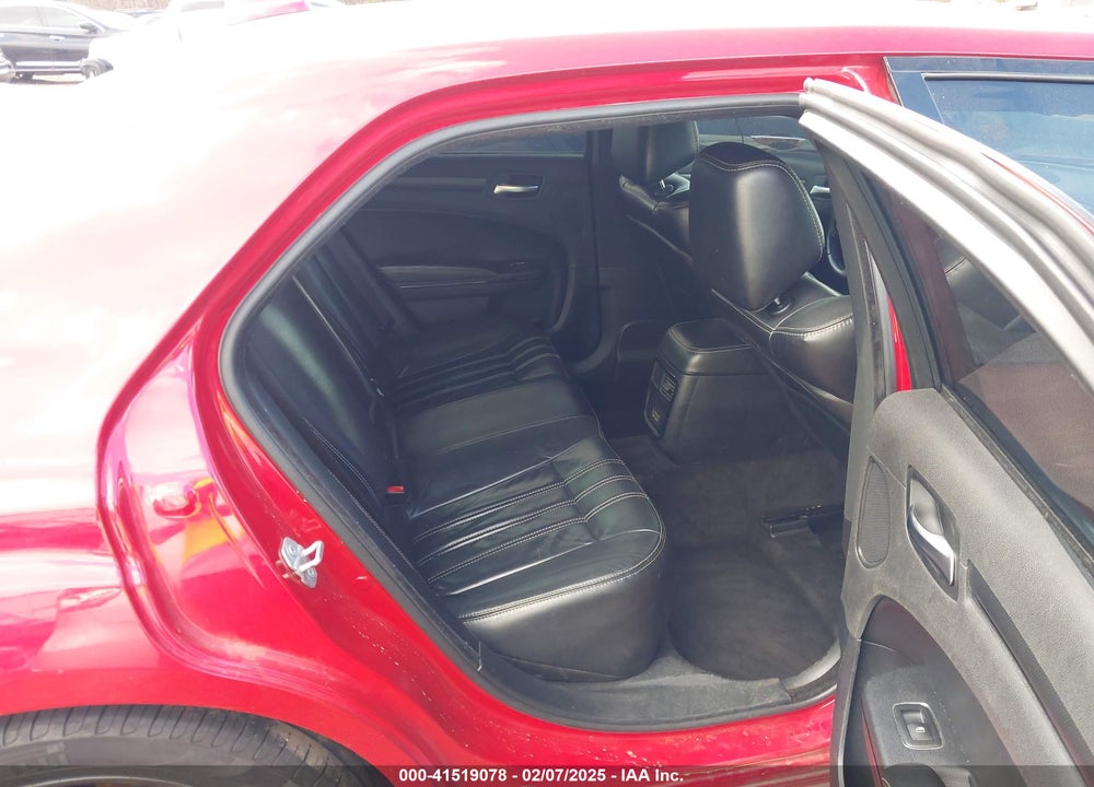 2016 CHRYSLER 300 VIN: 2C3CCABG8GH135094