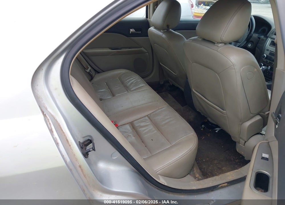 2010 FORD FUSION VIN: 3FAHP0JG2AR273006