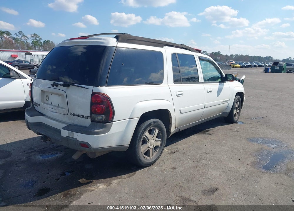 2004 CHEVROLET TRAILBLAZER EXT LT VIN: 1GNES16SX46111065