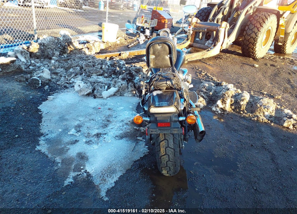 2005 SUZUKI M50 BK5 VIN: JS1VS56A552100033