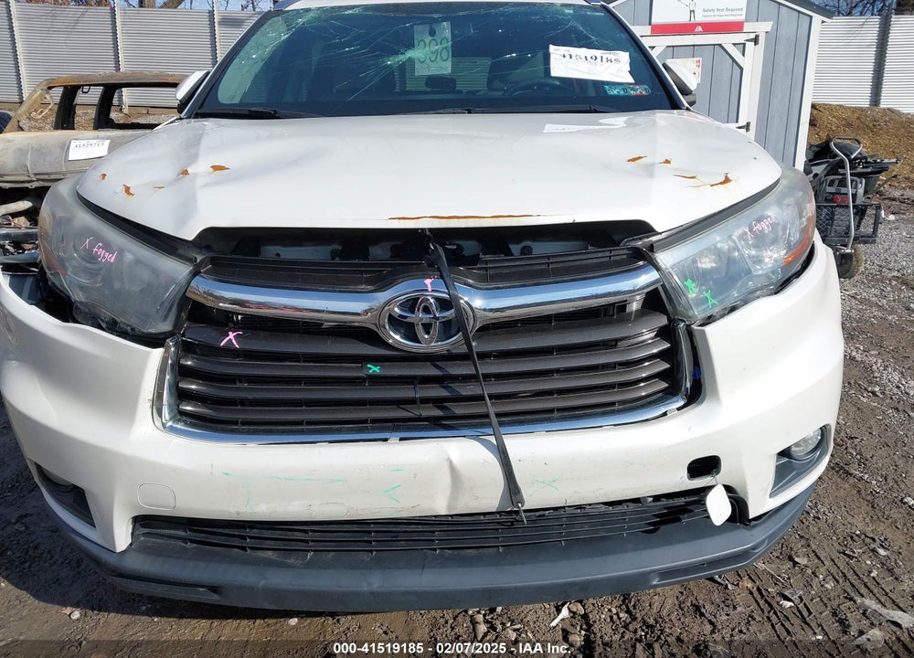 2015 TOYOTA HIGHLANDER XLE V6 VIN: 5TDJKRFH5FS181408